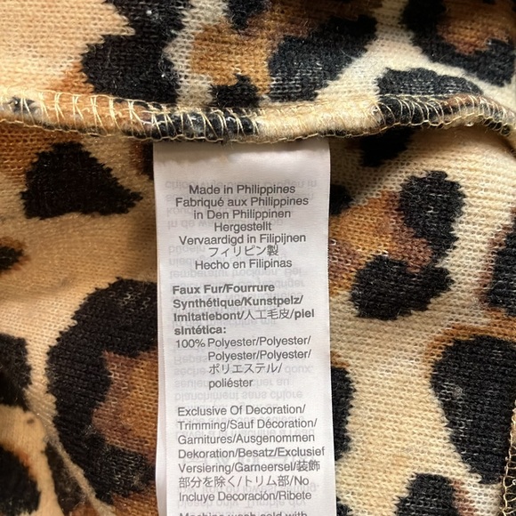 J Crew leopard print fleece pullover - Picture 7 of 9